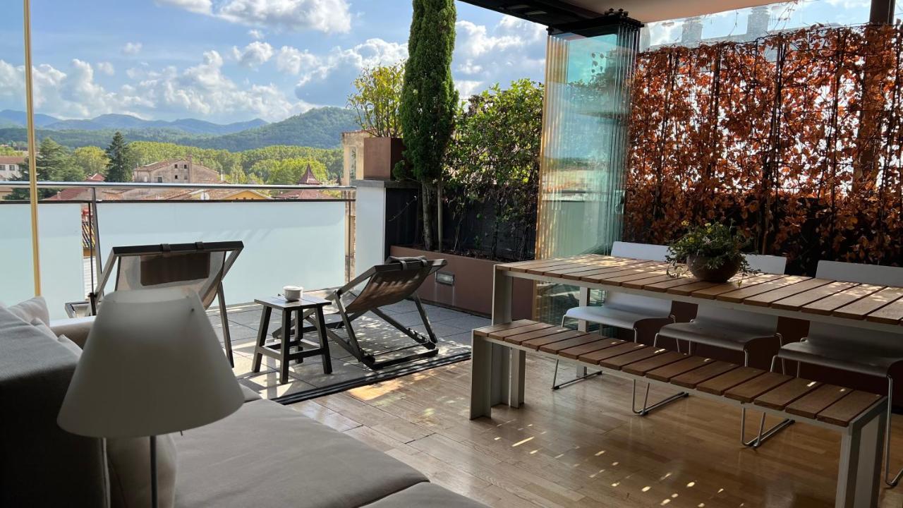 Апартаменты Atico De Diseno Con Terraza En El Centro De Олот Экстерьер фото