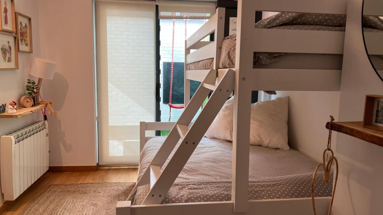 Апартаменты Atico De Diseno Con Terraza En El Centro De Олот Экстерьер фото